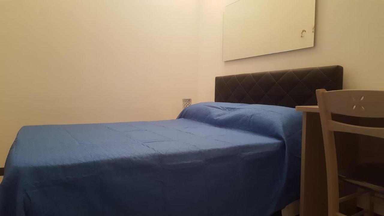 Nuova Aurora Rent Rooms 洛卡卢美拉 外观 照片