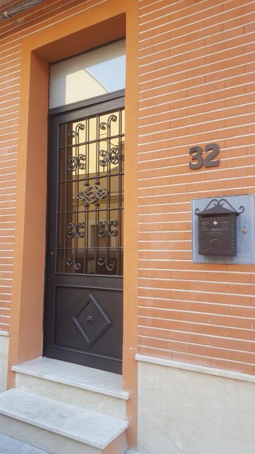 Nuova Aurora Rent Rooms 洛卡卢美拉 外观 照片