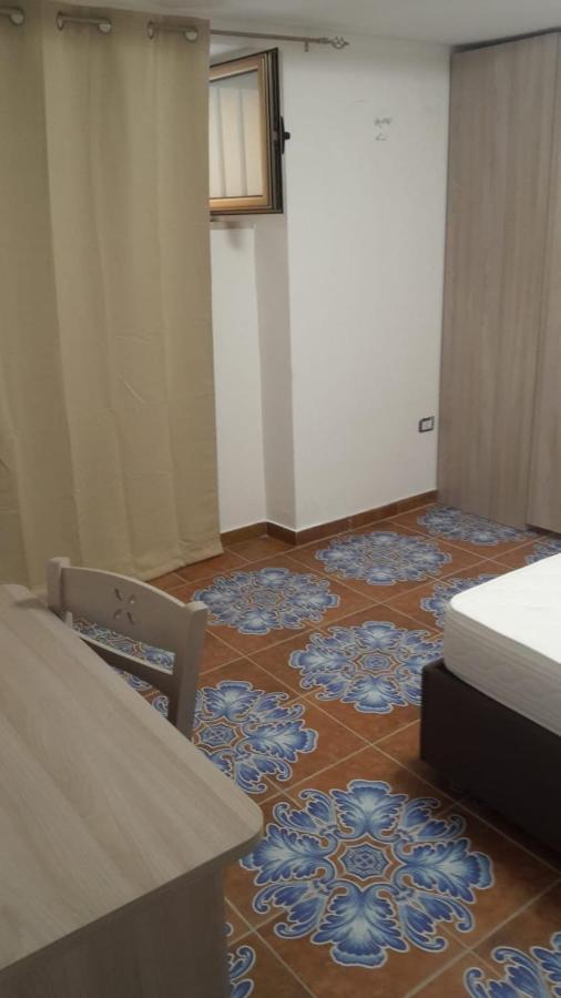 Nuova Aurora Rent Rooms 洛卡卢美拉 外观 照片